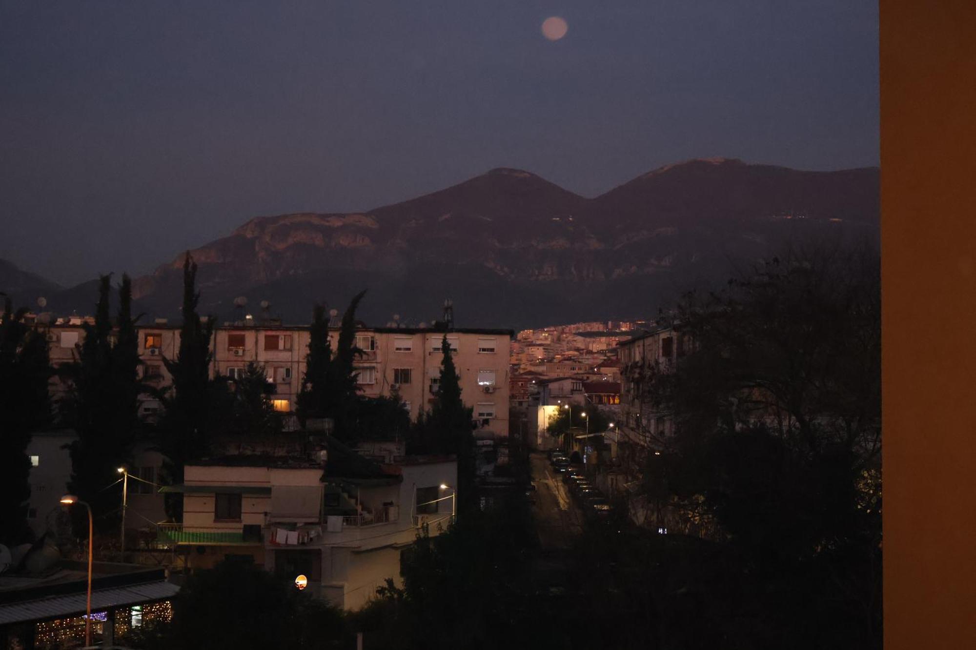 Tirana Appartamento *